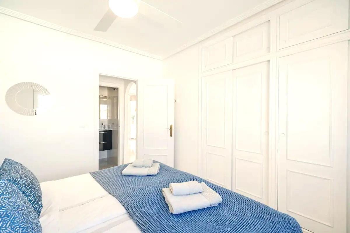 Апартаменти Penthouse Bellavista With Sea Views Торрев'єха Екстер'єр фото
