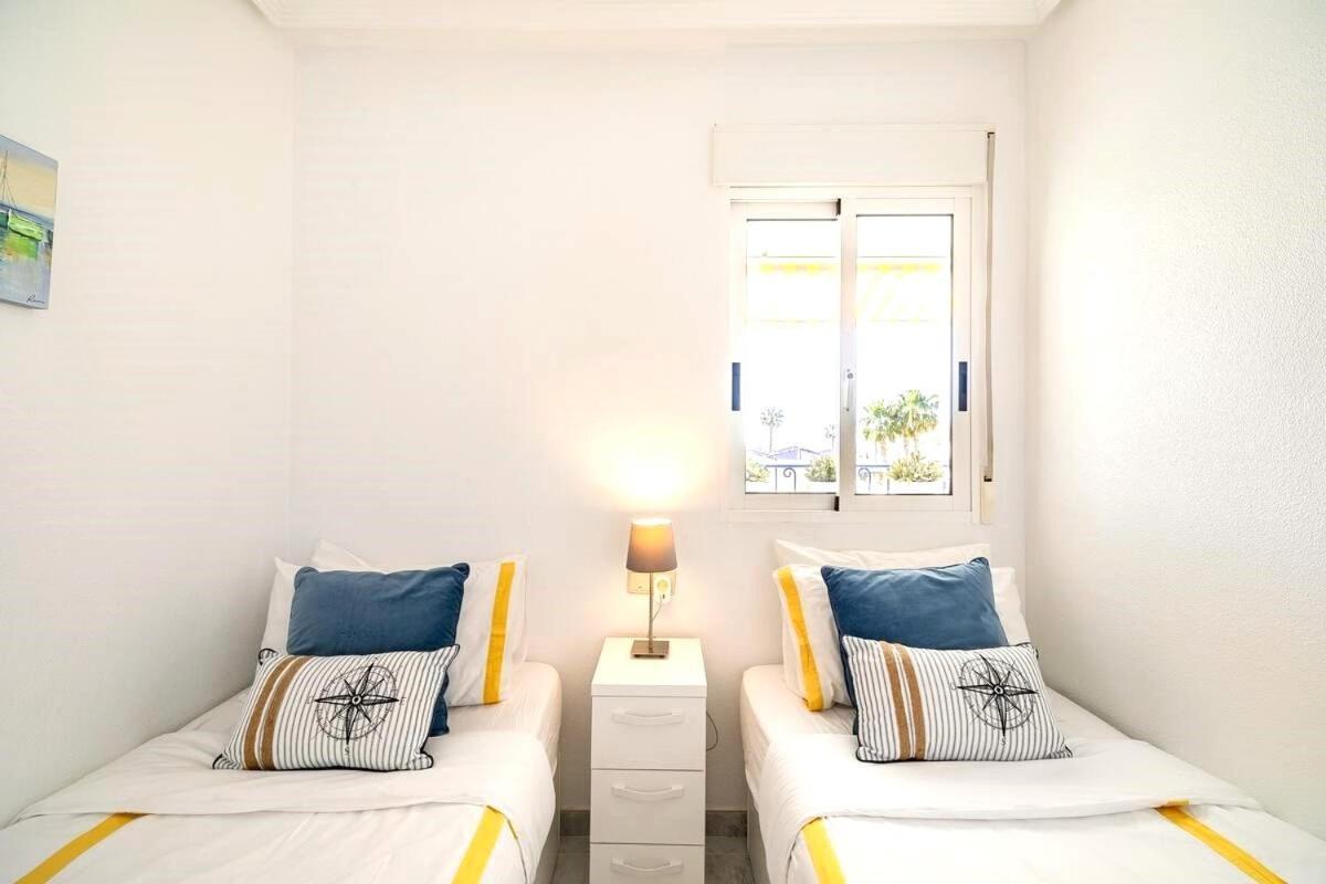 Апартаменти Penthouse Bellavista With Sea Views Торрев'єха Екстер'єр фото