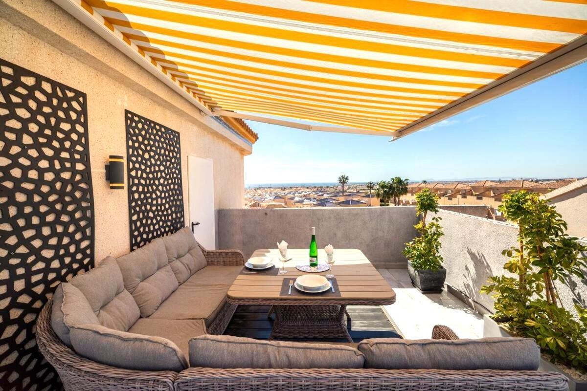 Апартаменти Penthouse Bellavista With Sea Views Торрев'єха Екстер'єр фото